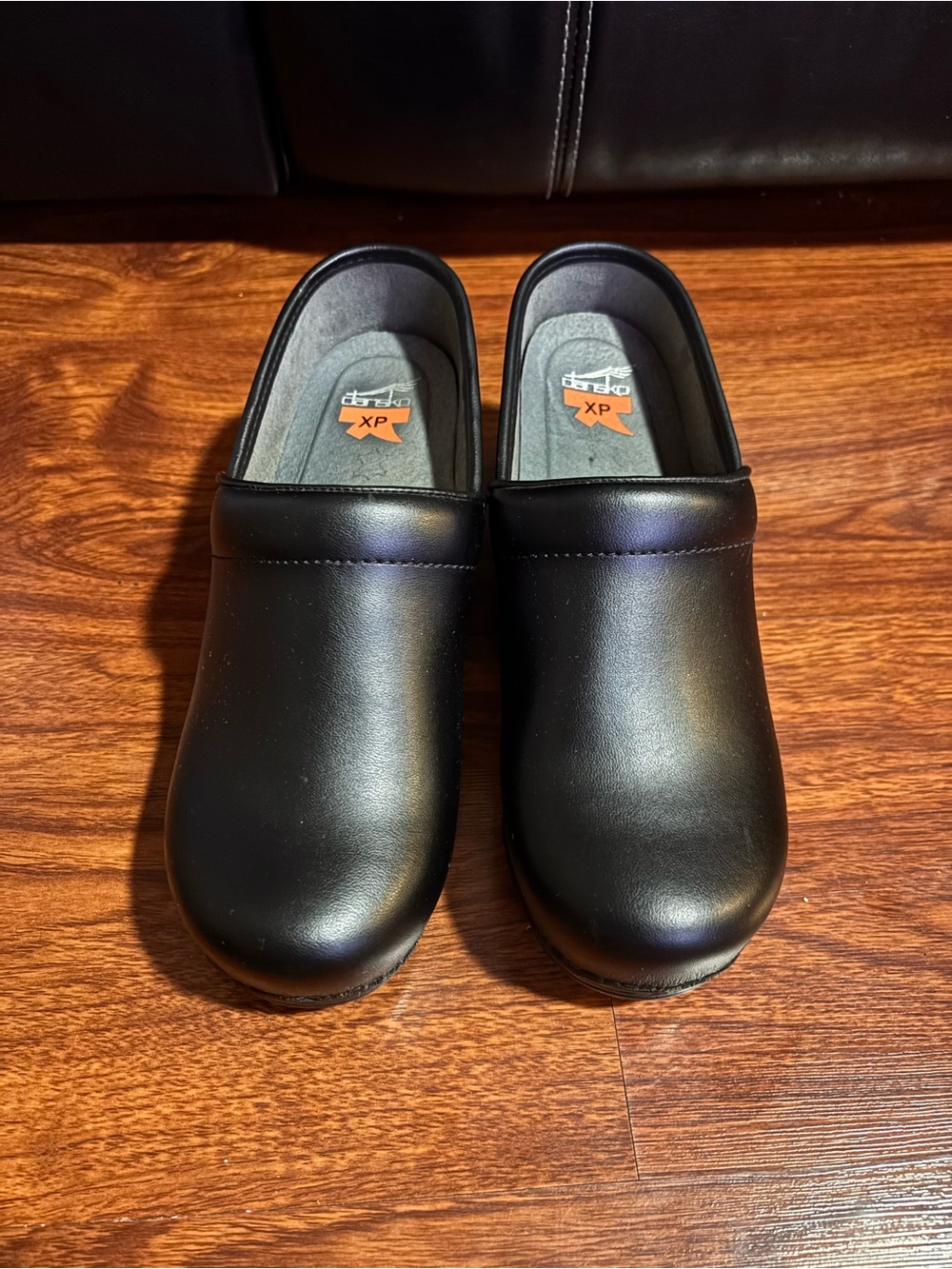 Dansko Black Leather XP Slip-On Clogs for Women Size 39
